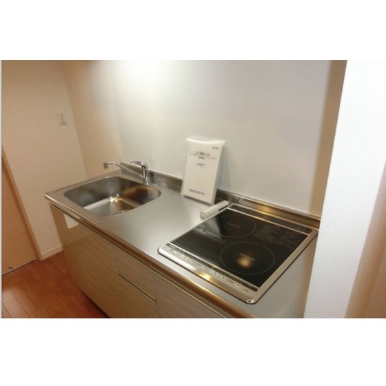 Kitchen. Cleaning Easy IH