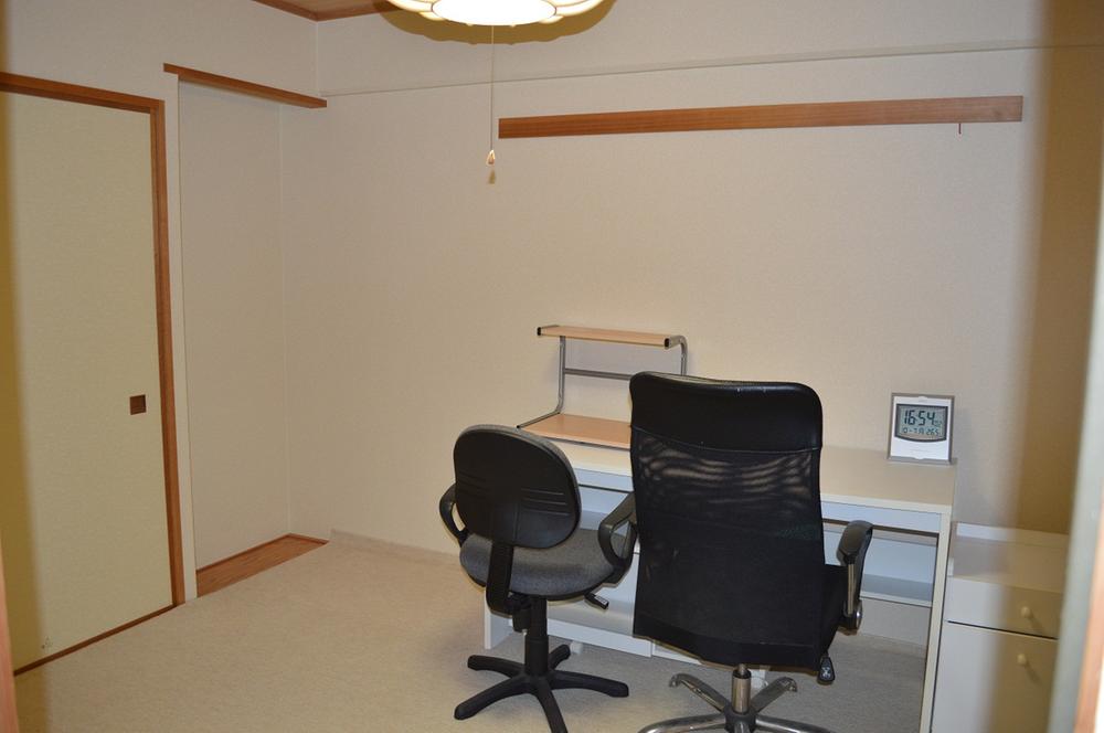 Non-living room