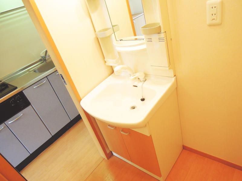 Washroom. Independent wash basin, Happy morning preparation.