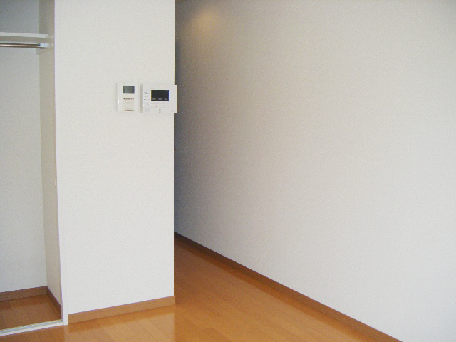 Other room space. TV monitor Hong