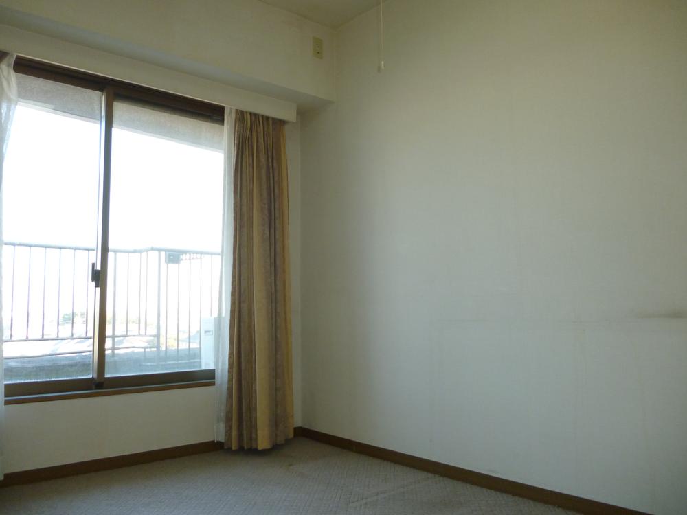 Non-living room