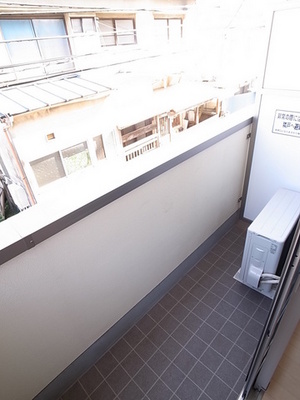 Balcony. Spacious balcony