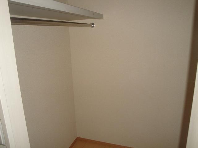 Receipt. Spacious storage (^ - ^)