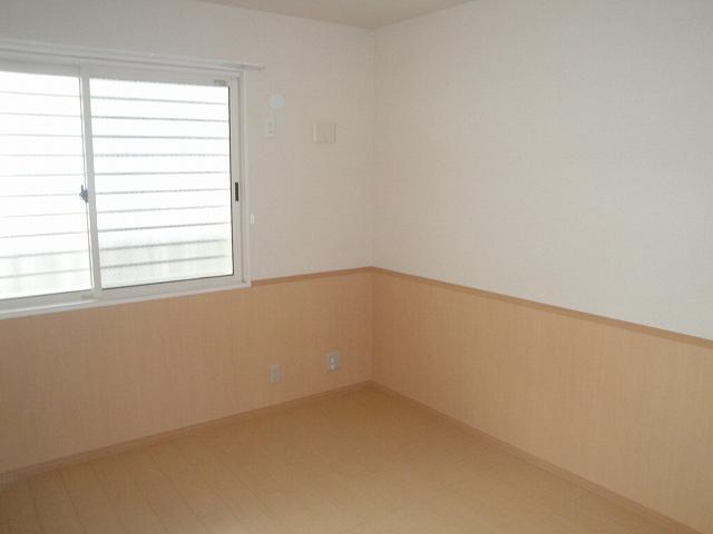 Living and room. Clean rooms (^ - ^)