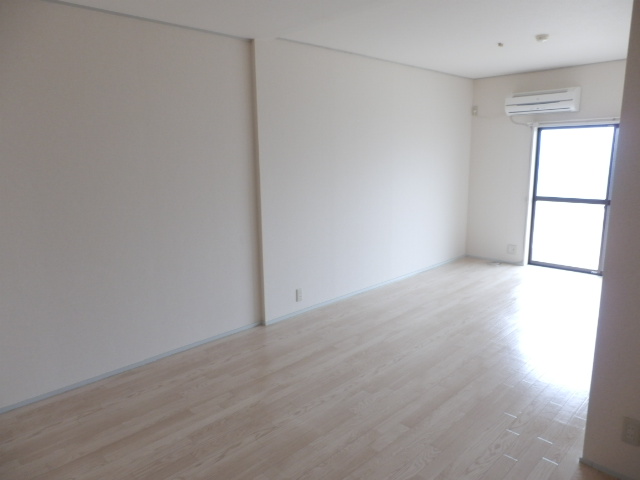 Living and room. Two-burner gas stove can you installation.