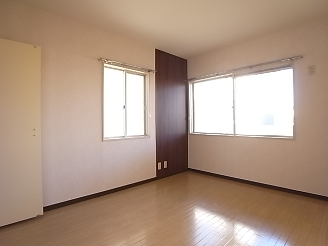 Other room space. North Western-style even if there is an accent fashionable.