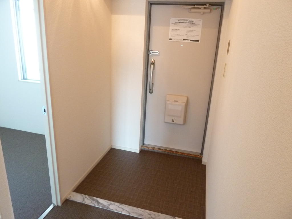 Entrance. Widely used entrance scan pace