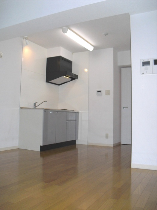 Kitchen. ☆ Able If brokerage commissions 0.525-month ☆