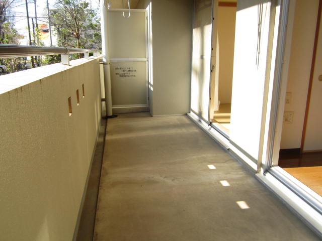 Balcony.  ☆ Balcony with depth facing the sunny south ☆