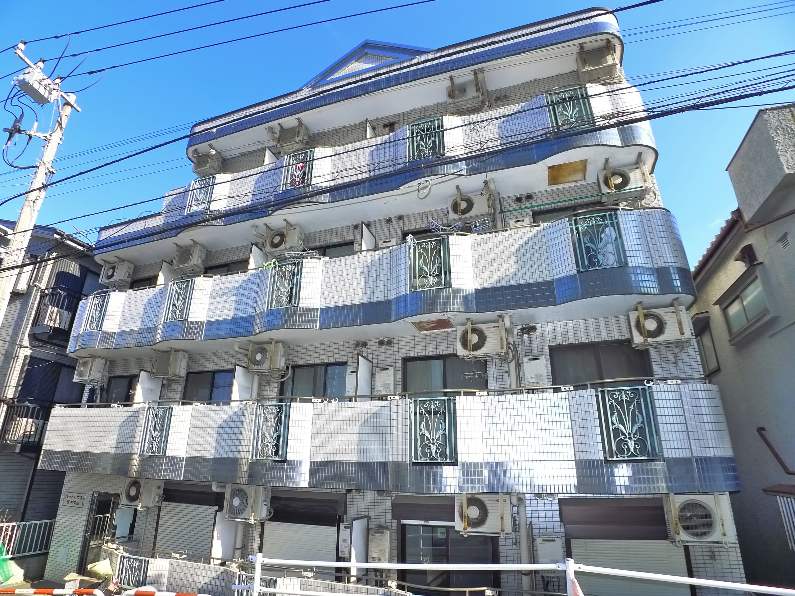 Building appearance. ☆ The room looking for Able Shimousa Zhongshan shop ☆ 047-302-8118 ☆