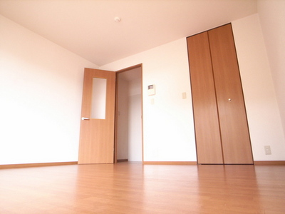 Living and room. It is safe because the TV monitor phone is attached! 