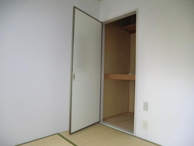 Receipt. Storage It is also likely to enter Tappuri there is depth