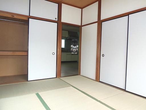 Living and room. There is a large storage in the room.