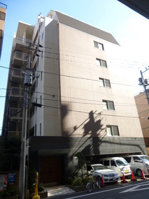 Building appearance. Surrounding environment favorable! It is equipped with shops within walking distance