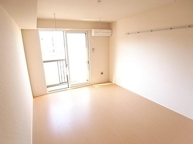 Other. Western-style day Please leave.