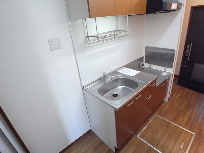 Kitchen. Is another in Room of the inverted type ※ reference