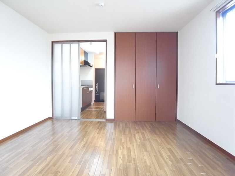 Living and room. Is another in Room of the inverted type ※ reference