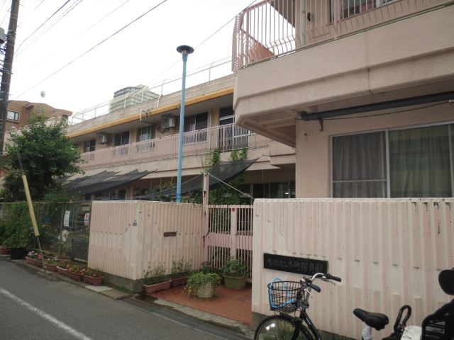 kindergarten ・ Nursery. Hon nursery school (kindergarten ・ 450m to the nursery)