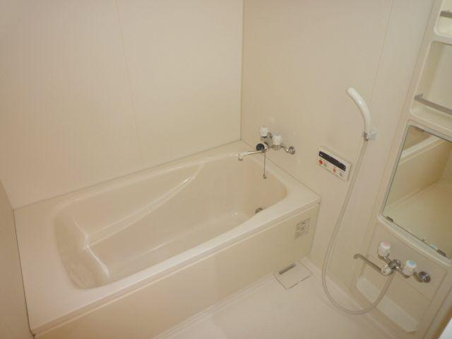 Bath. With bathroom add cooking function! It is spacious.