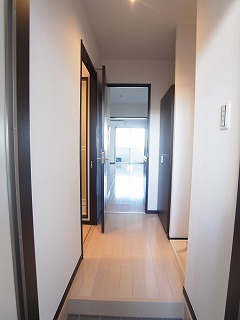 Other room space. Corridor