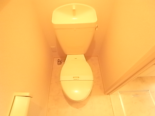 Toilet. Toilet There is a feeling of cleanliness. . 