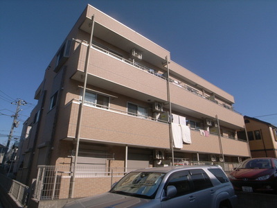 Building appearance. Situated in a quiet, residential area. Very quiet living environment