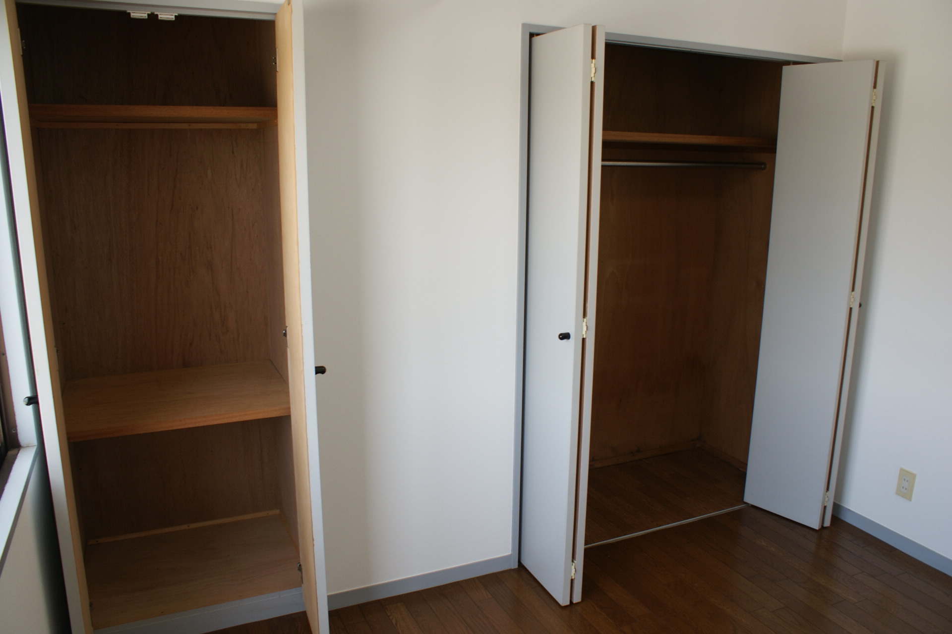 Receipt. Storage lot