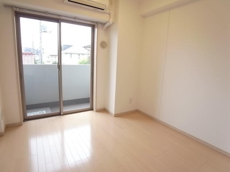 Living and room. This room with cleanliness