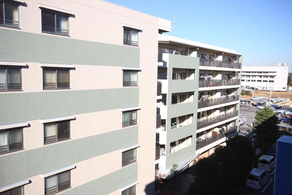 Local appearance photo. View from the site (I hope the south direction).