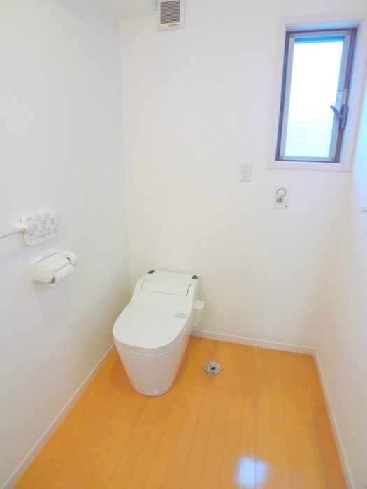 Washroom. ☆ Able If brokerage commissions 0.525-month ☆