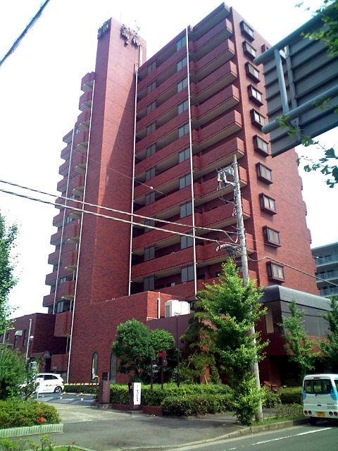 Local appearance photo. 3 You can use line 3 Station! ! Because the south-facing balcony day is good ☆