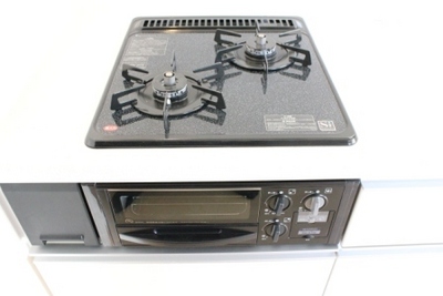 Kitchen. It is a two-burner stove with grill kitchen ☆
