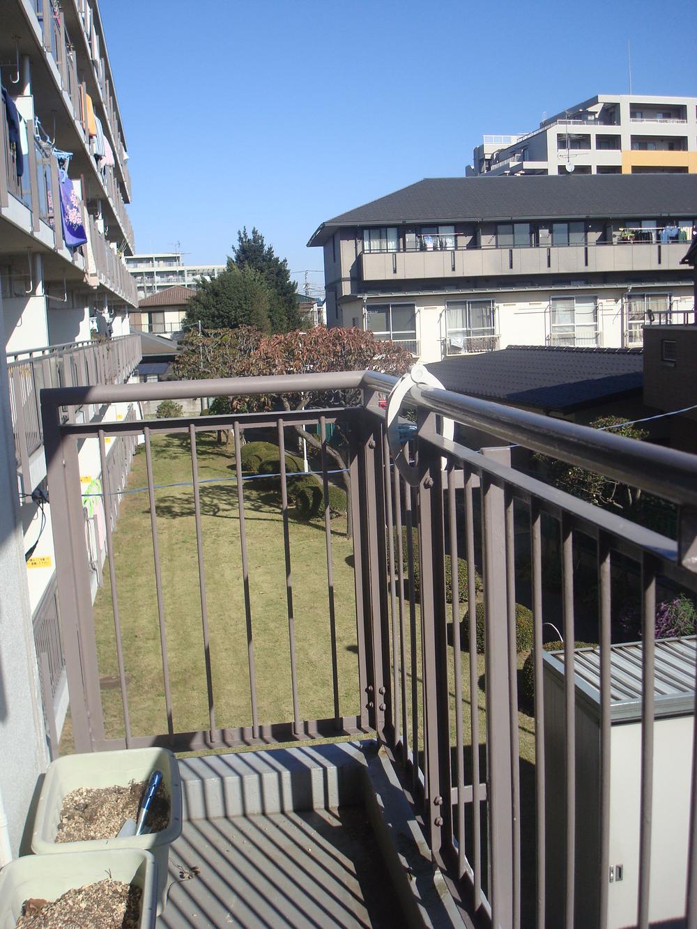 View photos from the dwelling unit