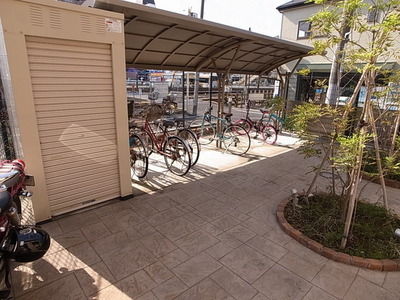 Other common areas. Is bicycle storage on site!
