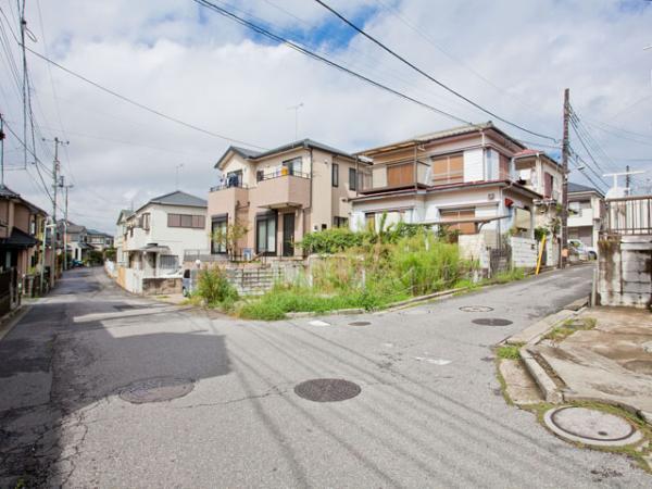 Local photos, including front road