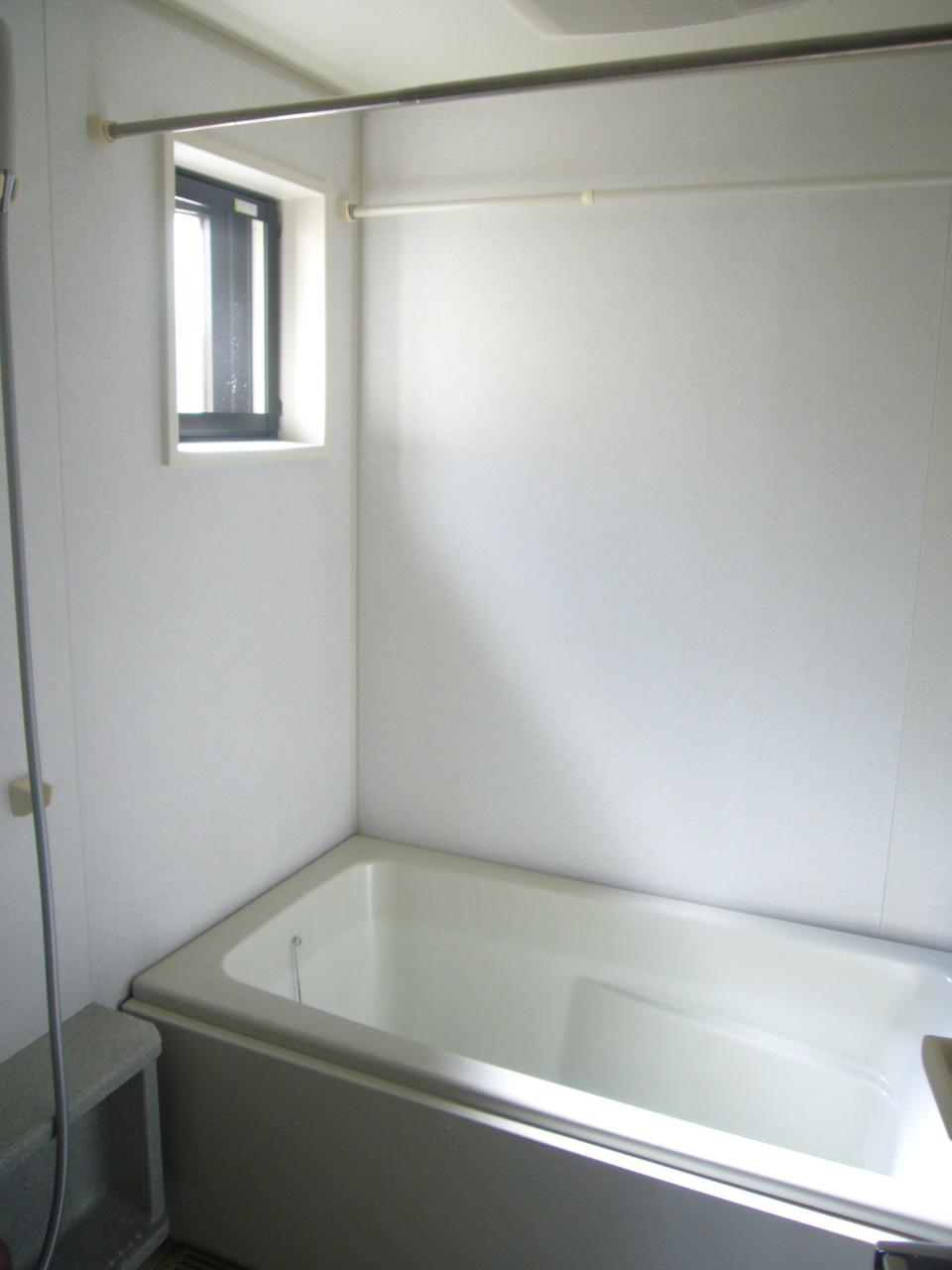 Bathroom. Indoor (11 May 2013) Shooting