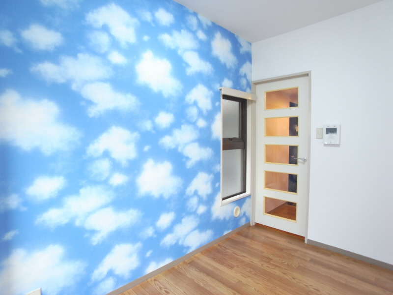 Living and room. Yes impact!