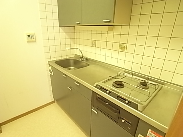 Kitchen. Wide system Kitchen. You can also firmly cuisine ☆