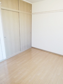 Living and room. ☆ Room space ☆