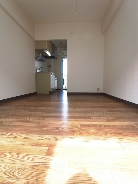 Other room space. Easy commute because starting station ・ You can commute.