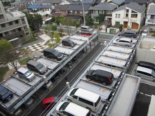 Parking lot