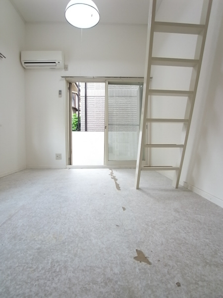 Living and room. Same property Another room ※ Actual and color ・ Others will vary.