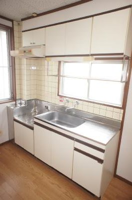 Kitchen. Easy-to-use kitchen.