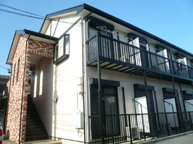 Building appearance. Balcony side space is wide