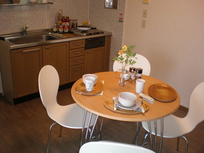 Living and room. It is recommended for family!