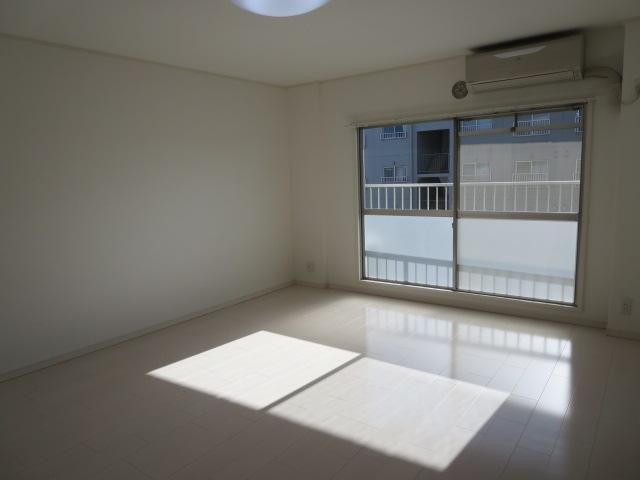 Living. Living dining room warm lighting is plugged. Clean realism design based on white.