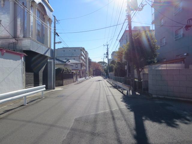 Other. Front road is safe even through the child spacious and.
