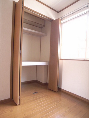 Receipt. Pat Western-style housing