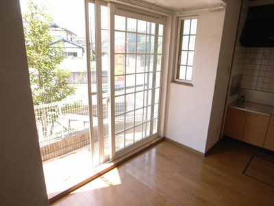 Garden. It is small, but the first floor is ^^ terrace