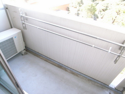 Balcony. Since the balcony is also wide, Futon also Jose enough!